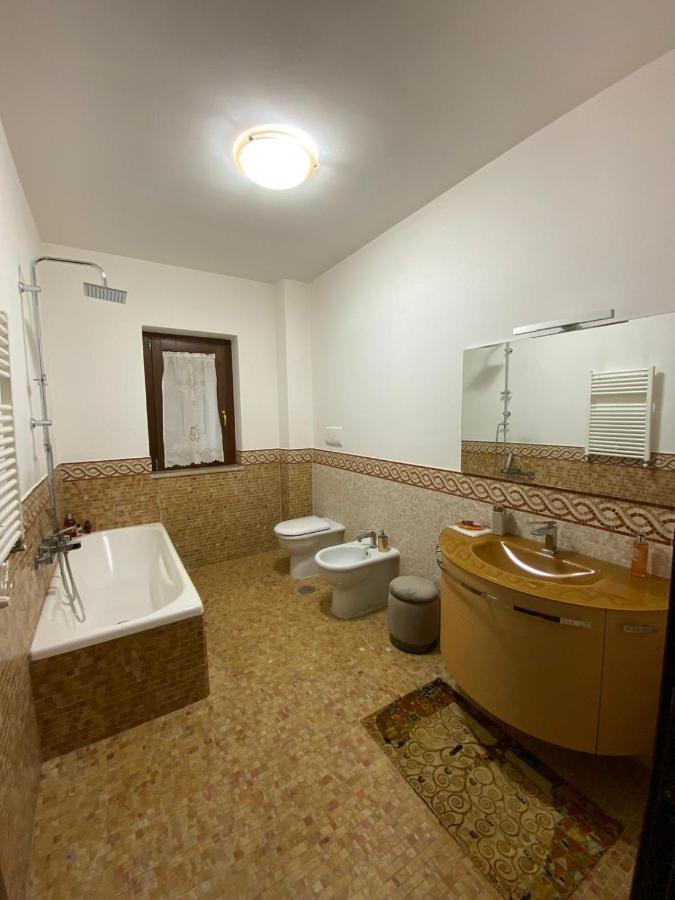 B&B Rossella Montoro Inferiore Exterior photo