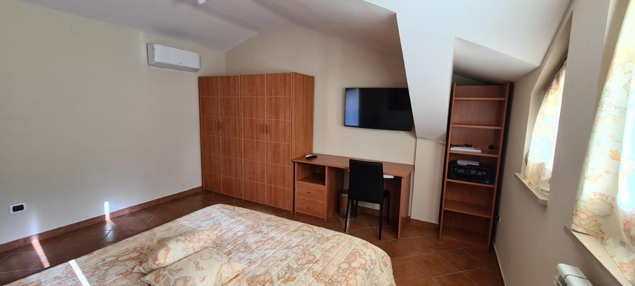 B&B Rossella Montoro Inferiore Exterior photo